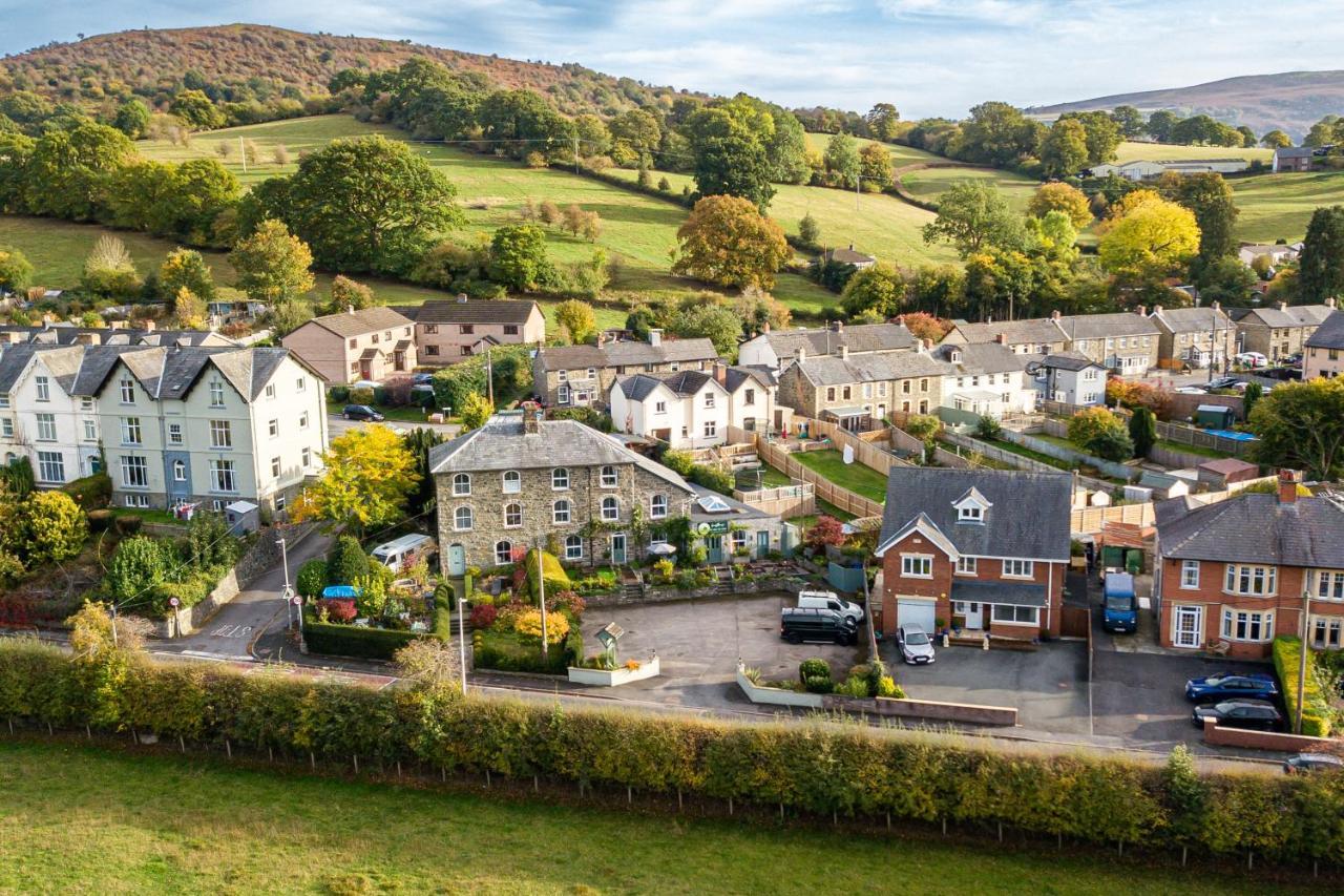 Hotel The Cedars Builth Wells Zewnętrze zdjęcie